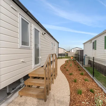 - La Gondole - Cosy Stacaravan Omringd Door دي هان