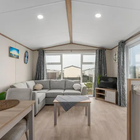 - La Gondole - Cosy Stacaravan Omringd Door مكان تخييم *