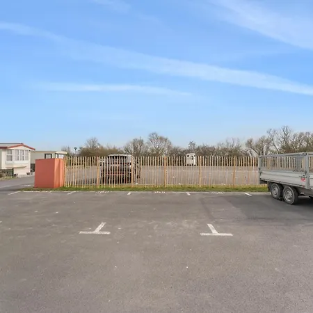 - La Gondole - Cosy Stacaravan Omringd Door دي هان