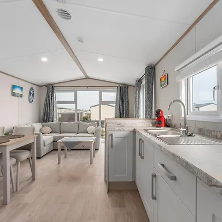 مكان تخييم - La Gondole - Cosy Stacaravan Omringd Door